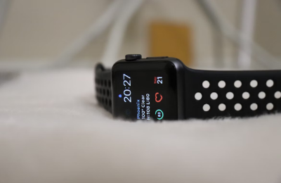 可穿戴健康监护仪
